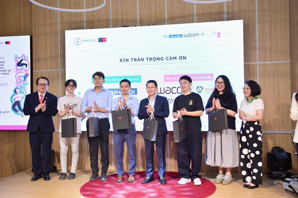 TECHPRO DPS tham gia sự kiện của Swinburne Việt Nam