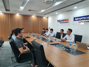 TECHPRO đón tiếp Khách hàng Schindler Việt Nam trải nghiệm hệ thống cửa phân làn tại văn phòng Hà Nội